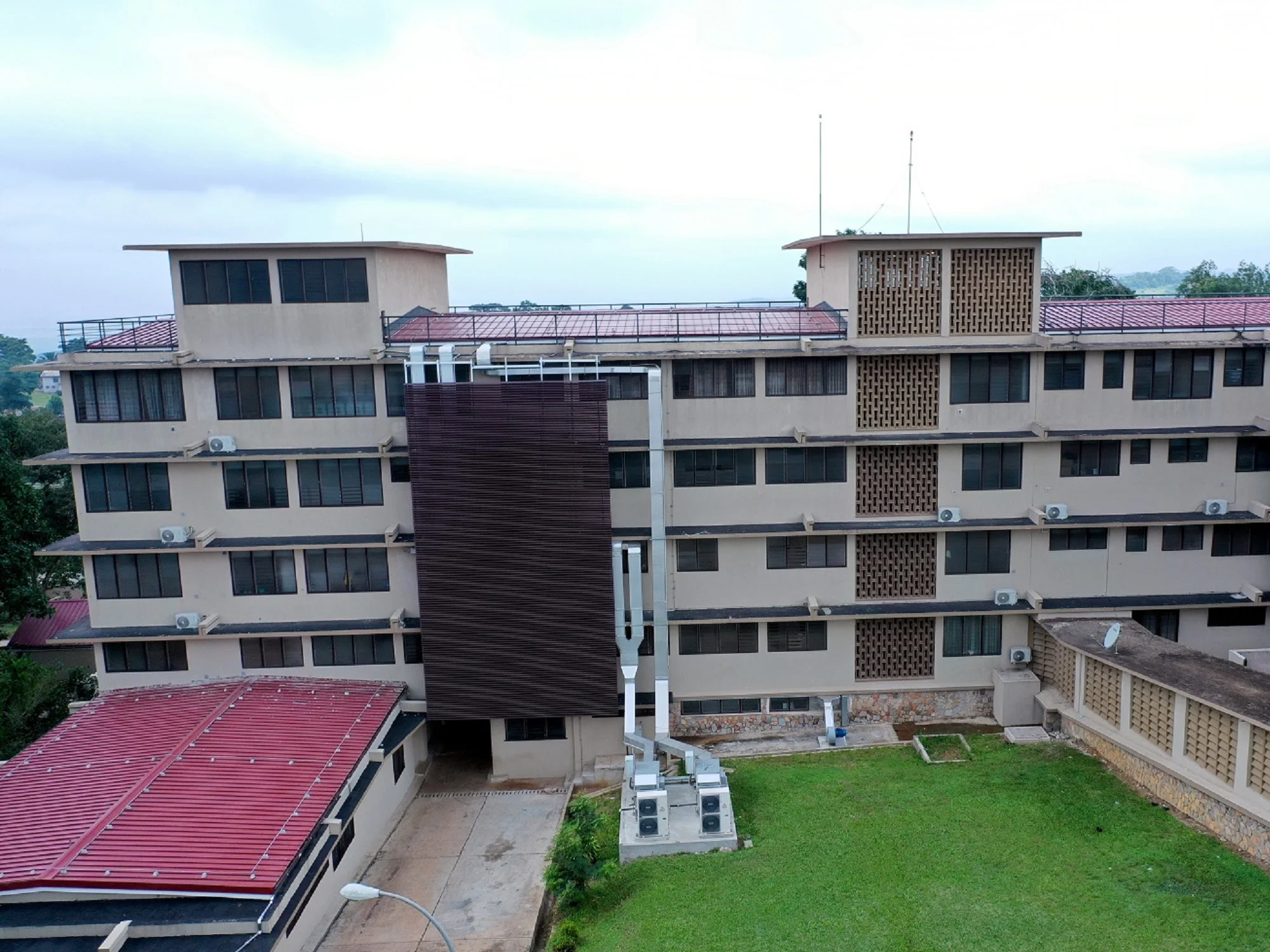 Tetteh Quarshie Hospital